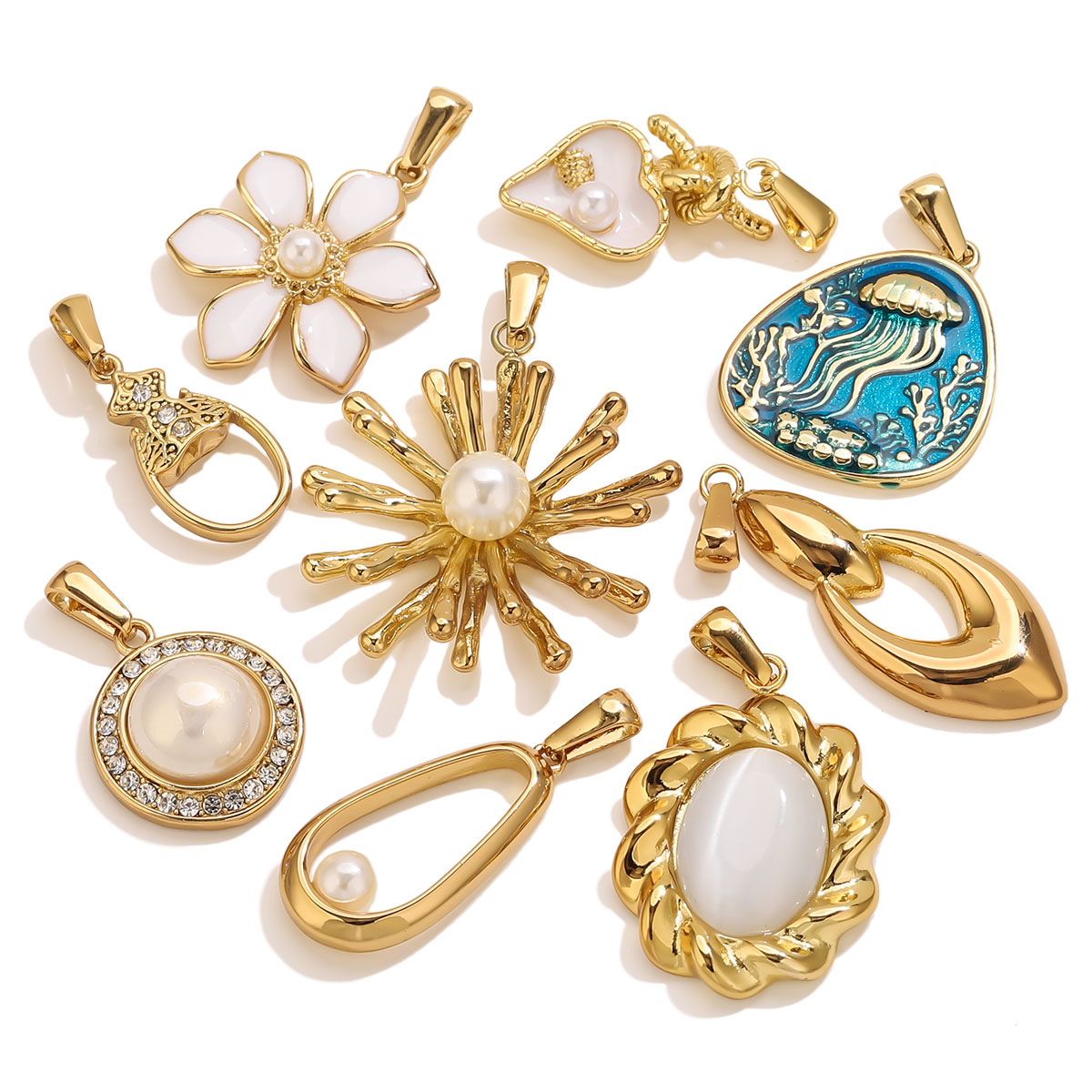 Vintage Fashion Jewelry - قطعة واحدة من قلادات الزهور المطلية