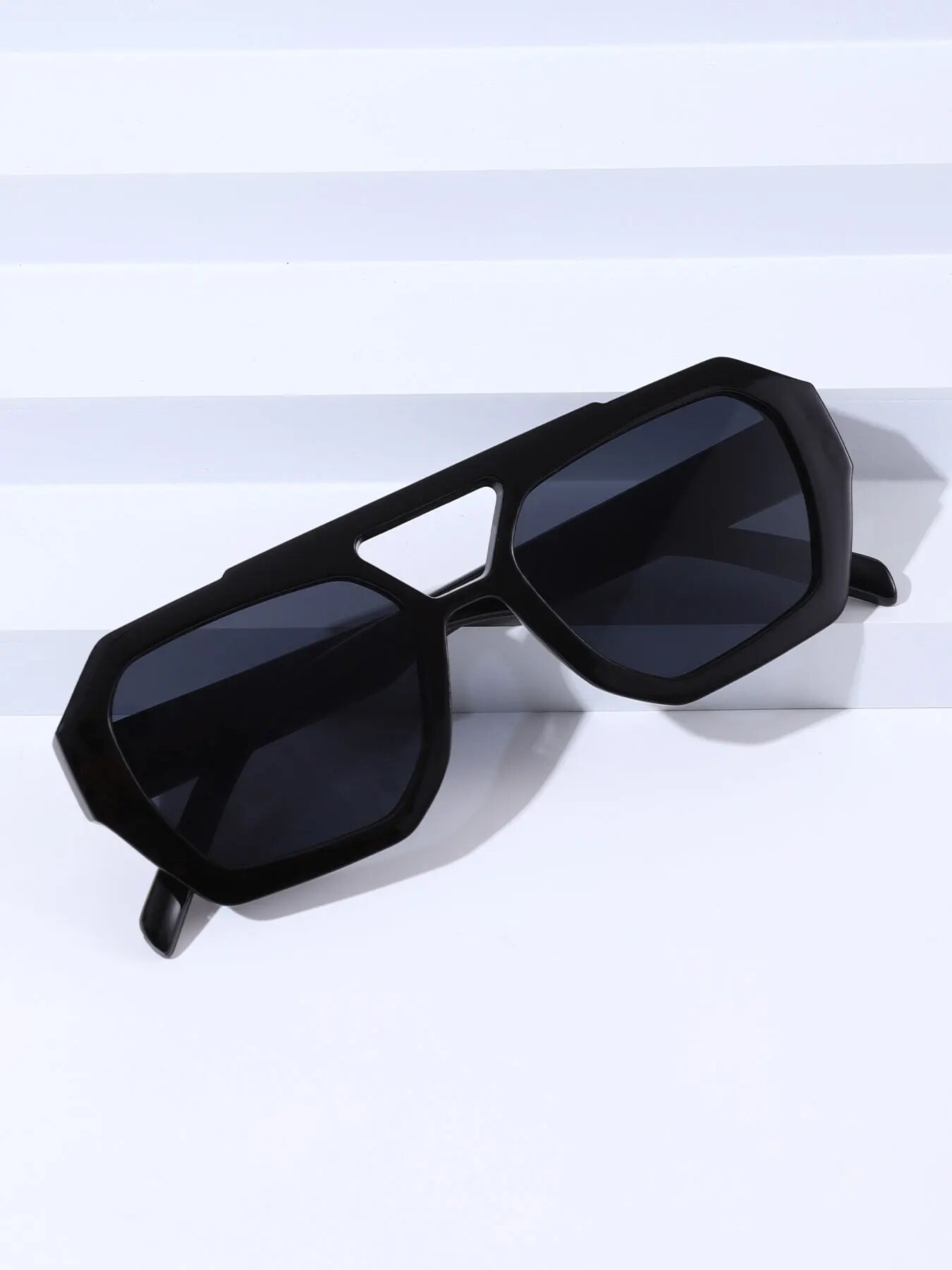 نظارات شمسية مربعة غير منتظمة  - مراجعة Vintage Fashion And Design وسعره