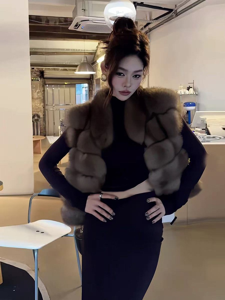 جاكيت نسائي صديق للبيئة من الق - مراجعة Vintage Fashion Years وسعره
