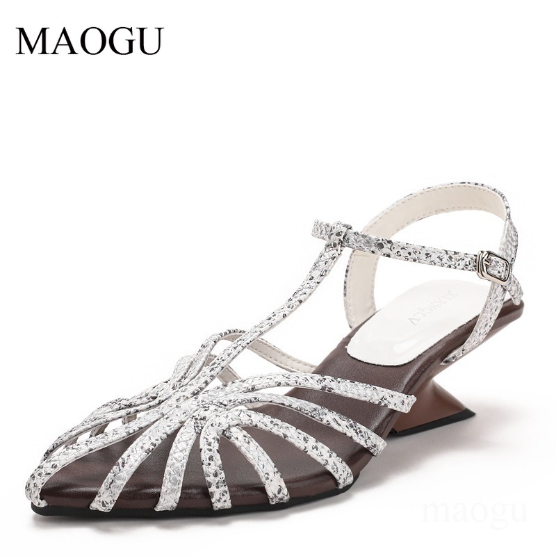 صنادل نسائية مقاس 35-42 بتصميم - مراجعة Vintage Outdoor Fashion وسعره